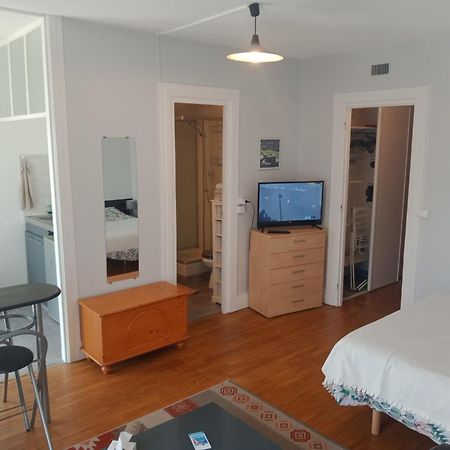 Appartement Perret 105 Rue Victor Hugo, Lumineux, Plein Centre, Parking Prive Arrivee Autonome Tout A Pied Гавр Экстерьер фото